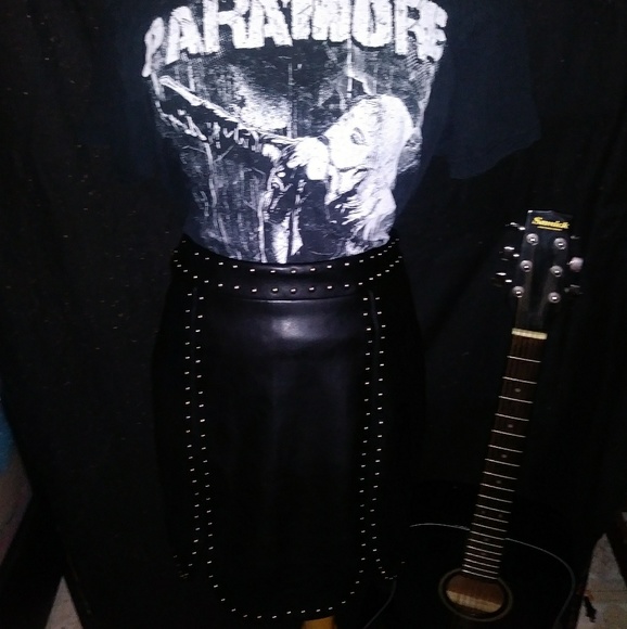 Dresses & Skirts - Leather buttons skirt